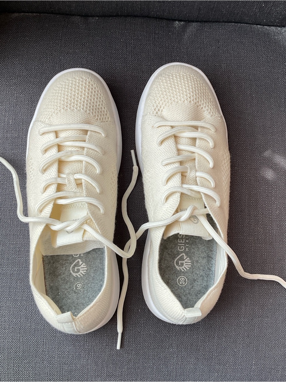 Women’s Cream Knit Lace-Up Sneakers Giesswein